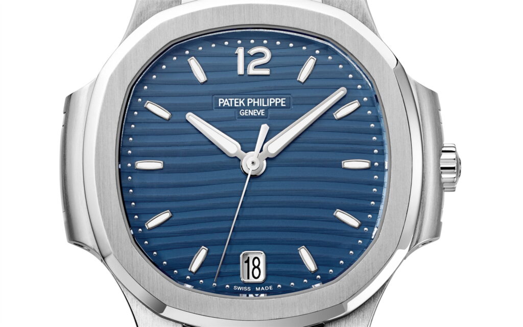 Patek Philippe Ladies Nautilus 7118/1A Blue Steel Patek Philippe Ladies Nautilus 7118/1A Blue Steel