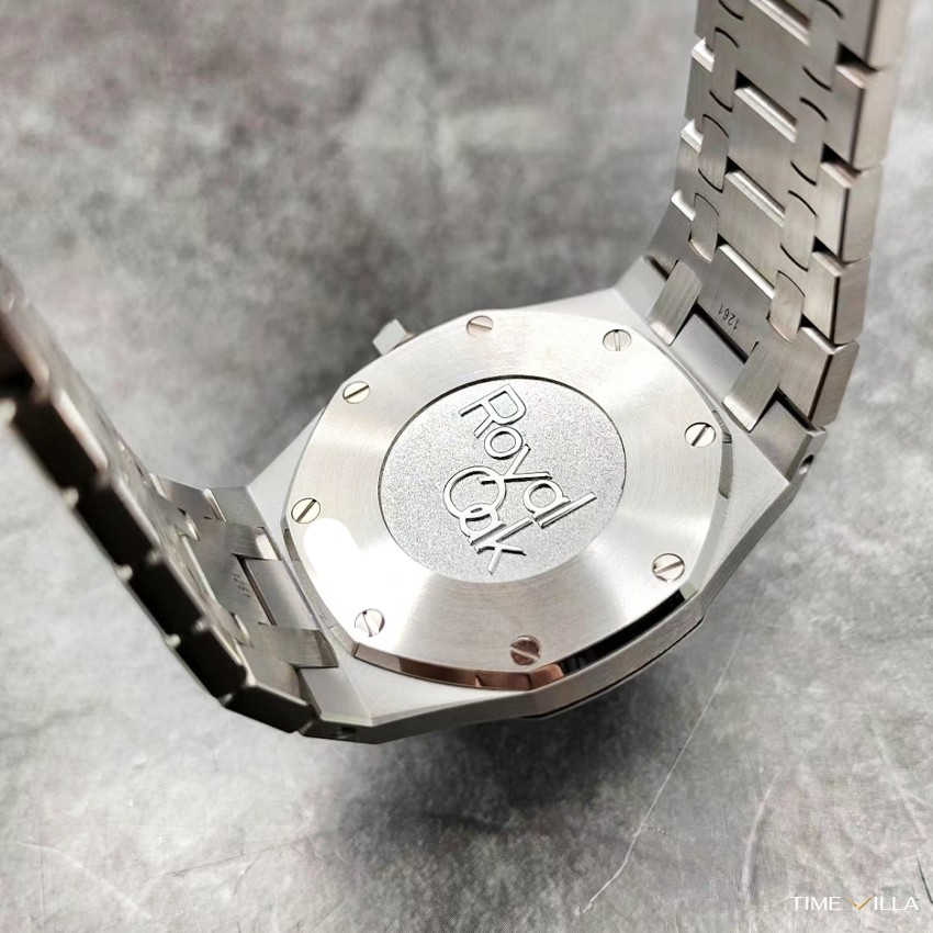 Audemars Piguet Ladies Royal Oak 67650ST Quartz Black Dial Steel 33mm.4 Audemars Piguet Ladies Royal Oak 67650ST Quartz Black Dial Steel 33mm