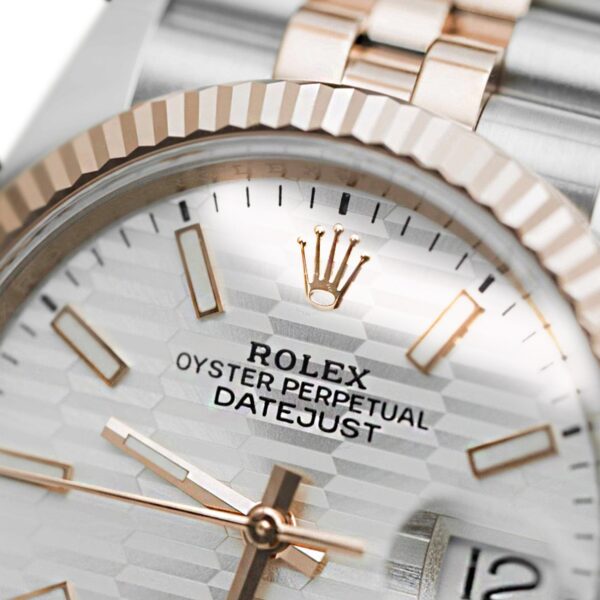 Đồng Hồ Rolex Datejust Motif 126231 Giá Tốt