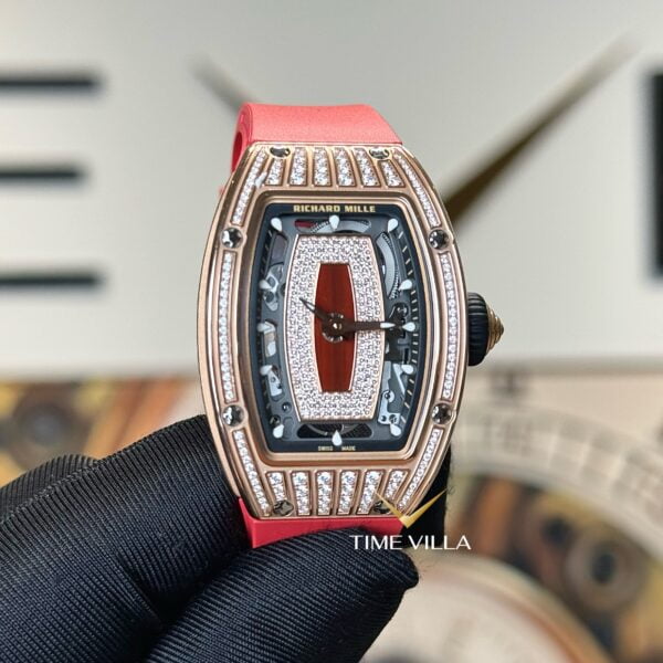 RM07-01 Rose Gold Medium Diamond Set Red Lip RM07-01 Rose Gold Medium Diamond Set Red Lip