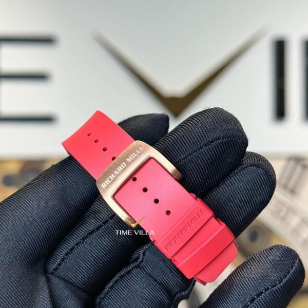 RM07-01 Rose Gold Medium Diamond Set Red Lip