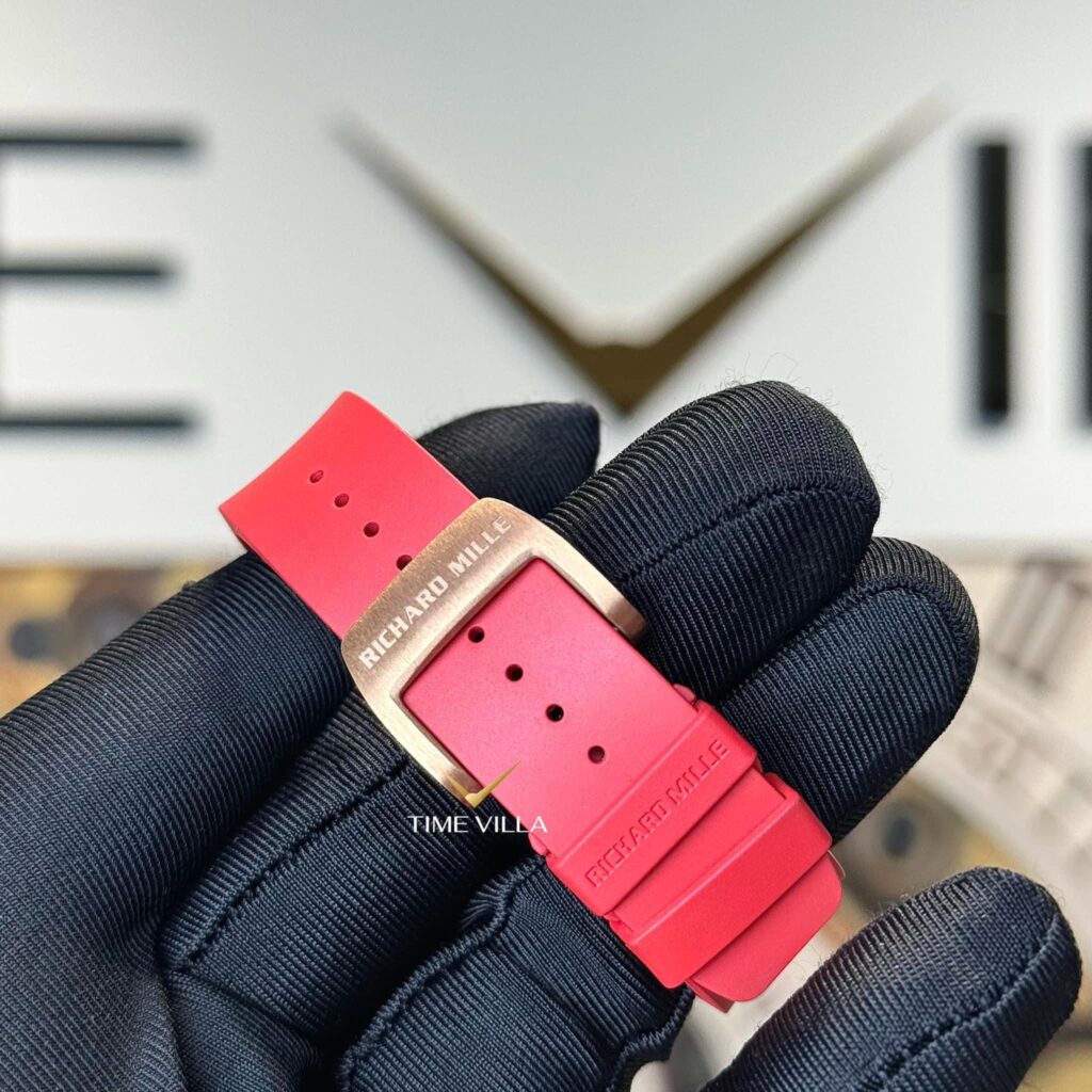 RM07-01 Rose Gold Medium Diamond Set Red Lip RM07-01 Rose Gold Medium Diamond Set Red Lip