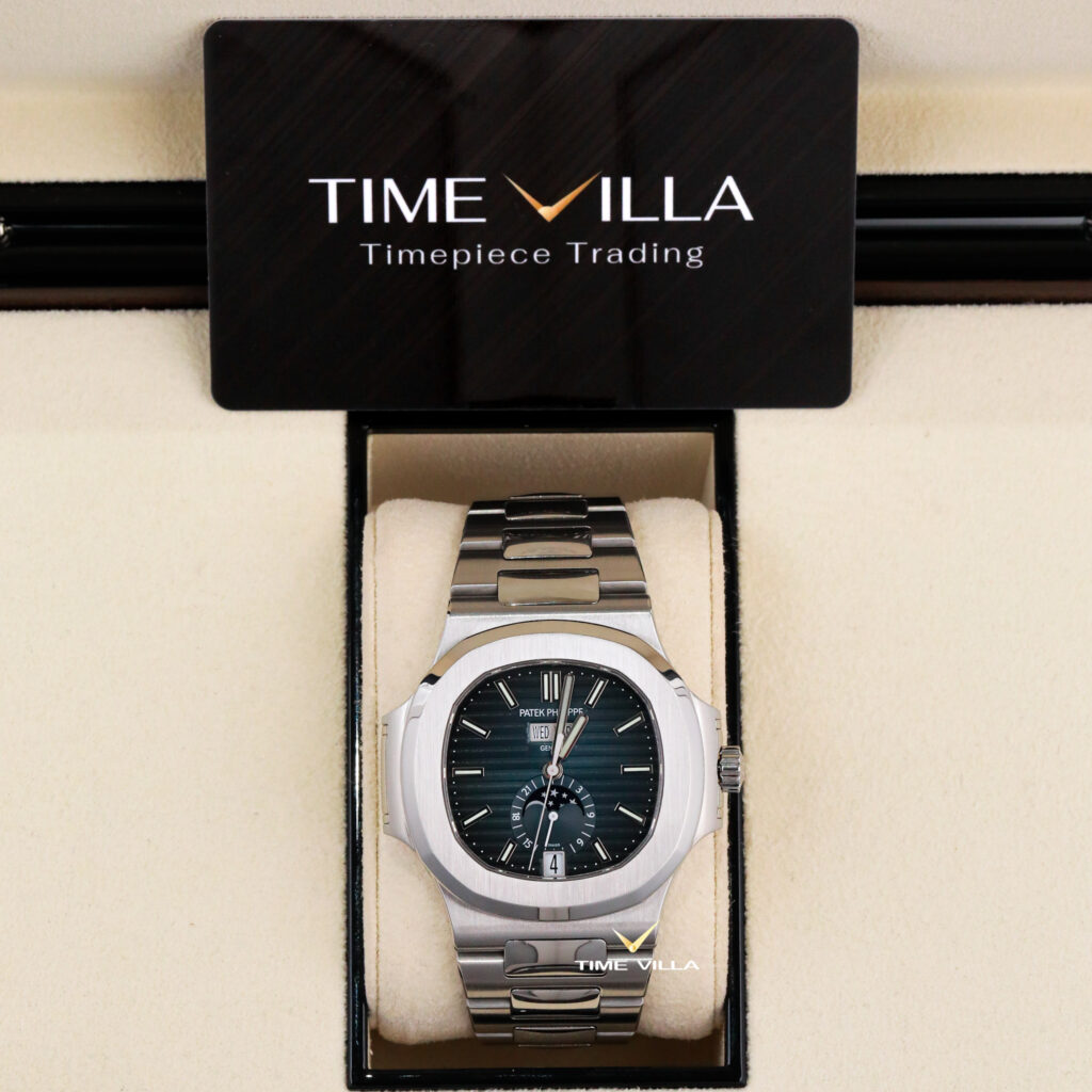 Patek Philippe Nautilus 5726/1A-014 Blue Steel Patek Philippe Nautilus 5726/1A-014 Blue Steel