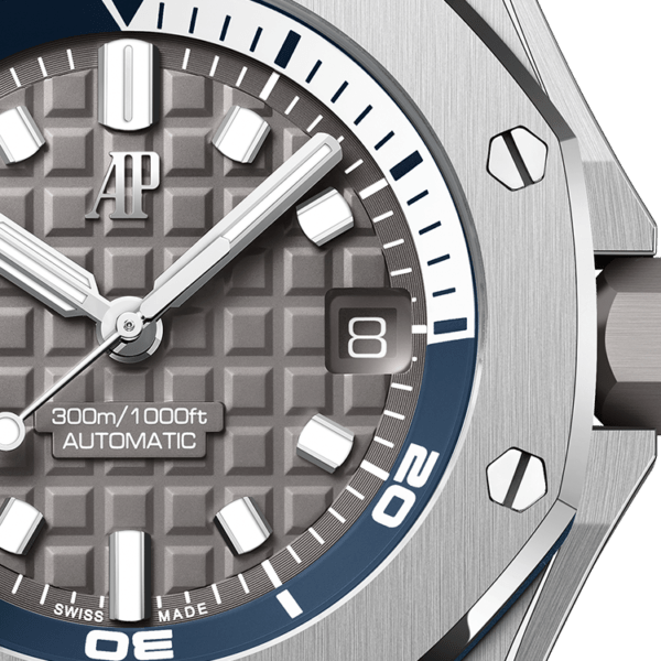Royal Oak Offshore Diver Grey Steel 42mm 15720ST