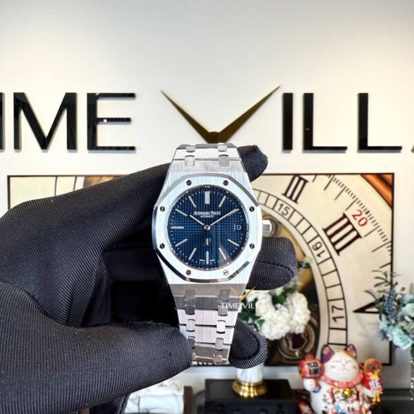 Audemars Piguet Royal Oak Jumbo 39mm Bleu Nuit 16202ST 50th Anniversary