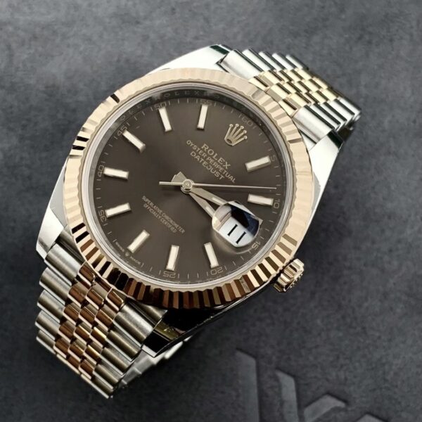 Rolex Datejust 126331 Index Chocolate Dial Rose Gold Steel 41mm
