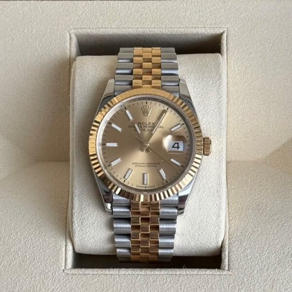 Rolex Datejust 126333 Champagne Index 41mm