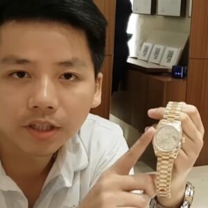 Bóc giá đồng hồ Rolex Khoa Pug đã tậu trong chuyến du lịch Malaysia