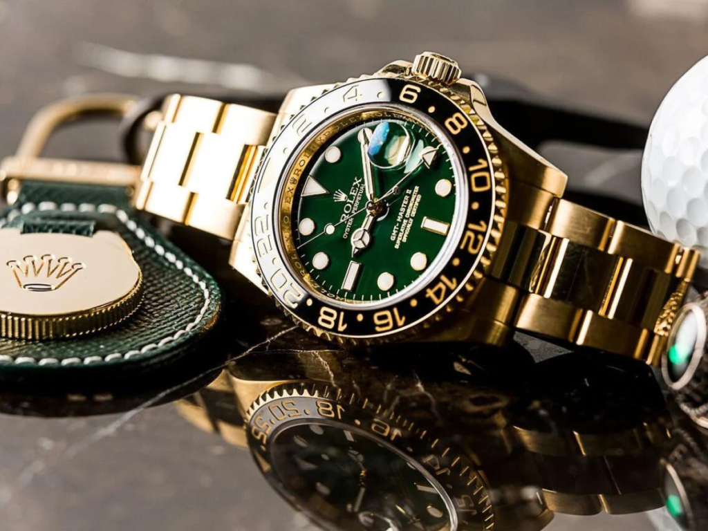 Đồng hồ Rolex chạy bằng cơ