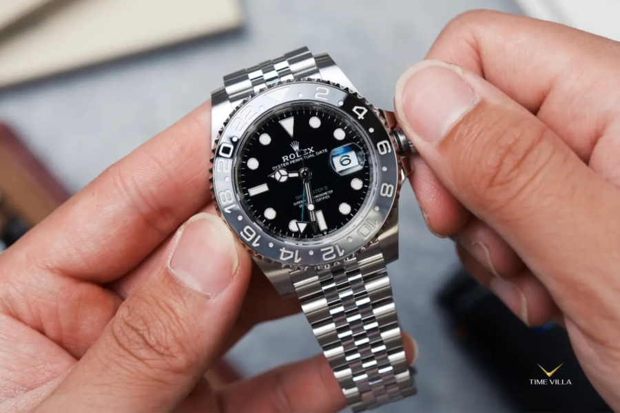 Cách chỉnh giờ đồng hồ Rolex
