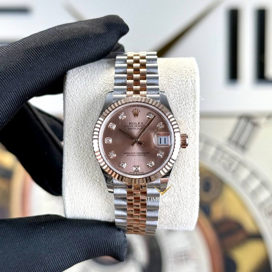 Cổ tay tròn nên đeo đồng hồ gì? Rolex Datejust 126234 Salmon Cọc Kim Cương