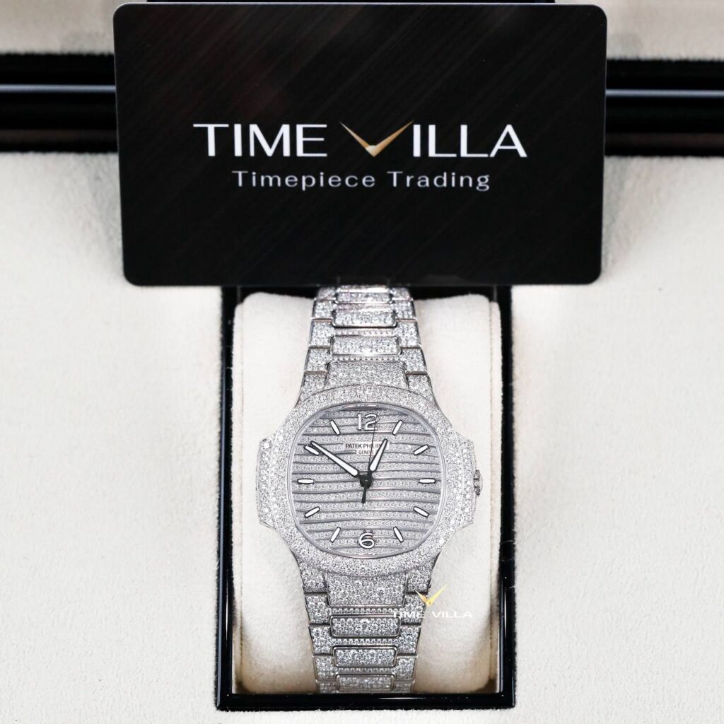 Patek Philippe Nautilus 7118/1450G White Gold Factory Diamond Patek Philippe Nautilus 7118/1450G White Gold Factory Diamond